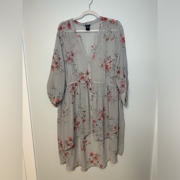 TORRID Chiffon Hi-Low Floral Tunic Top See Through Sheer Design Size 3 - Picture 6 of 15